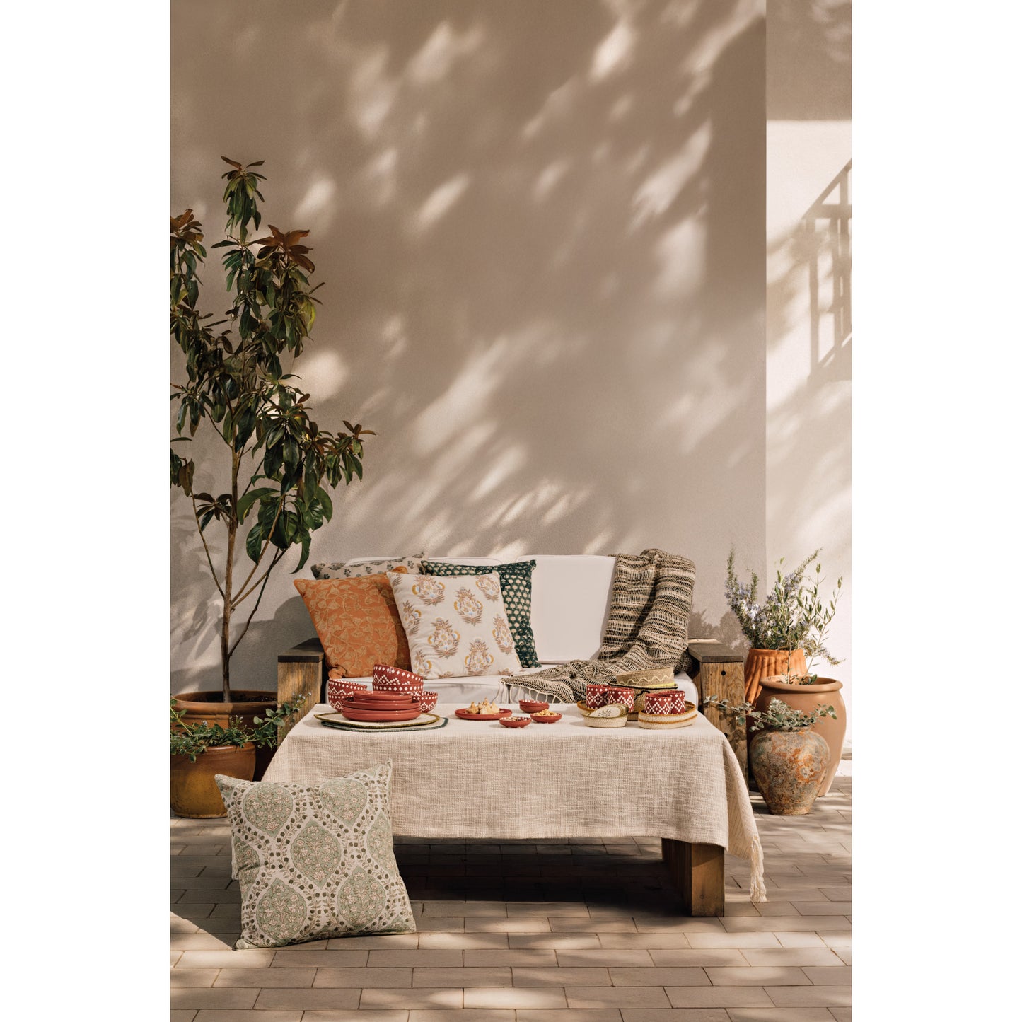 Linear Seagrass Oval Tray