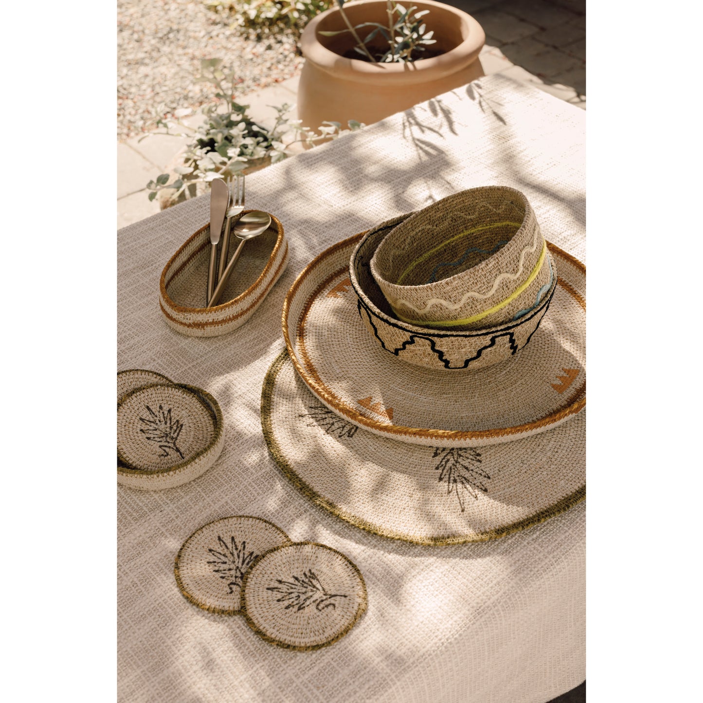 Linear Seagrass Oval Tray
