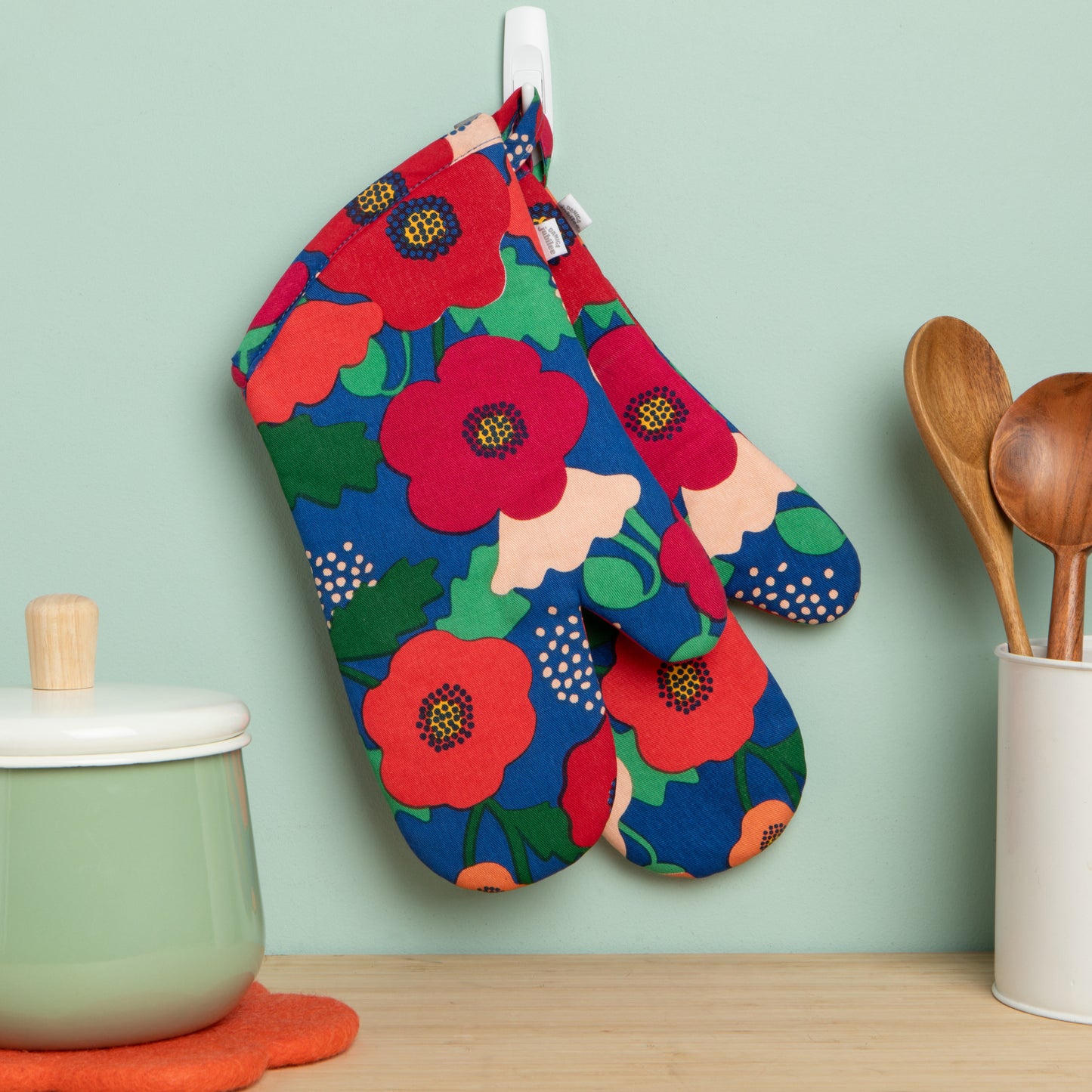 Poppy Mitts Set of 2