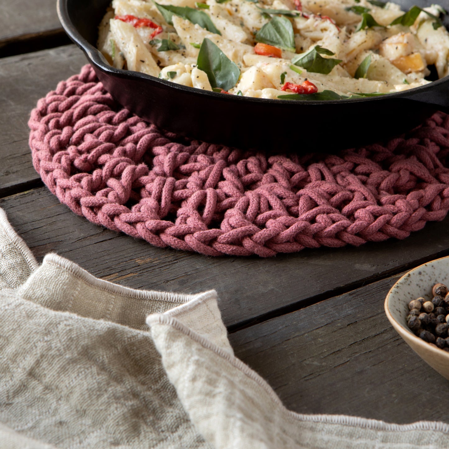 Canyon Rose Knotted Trivet