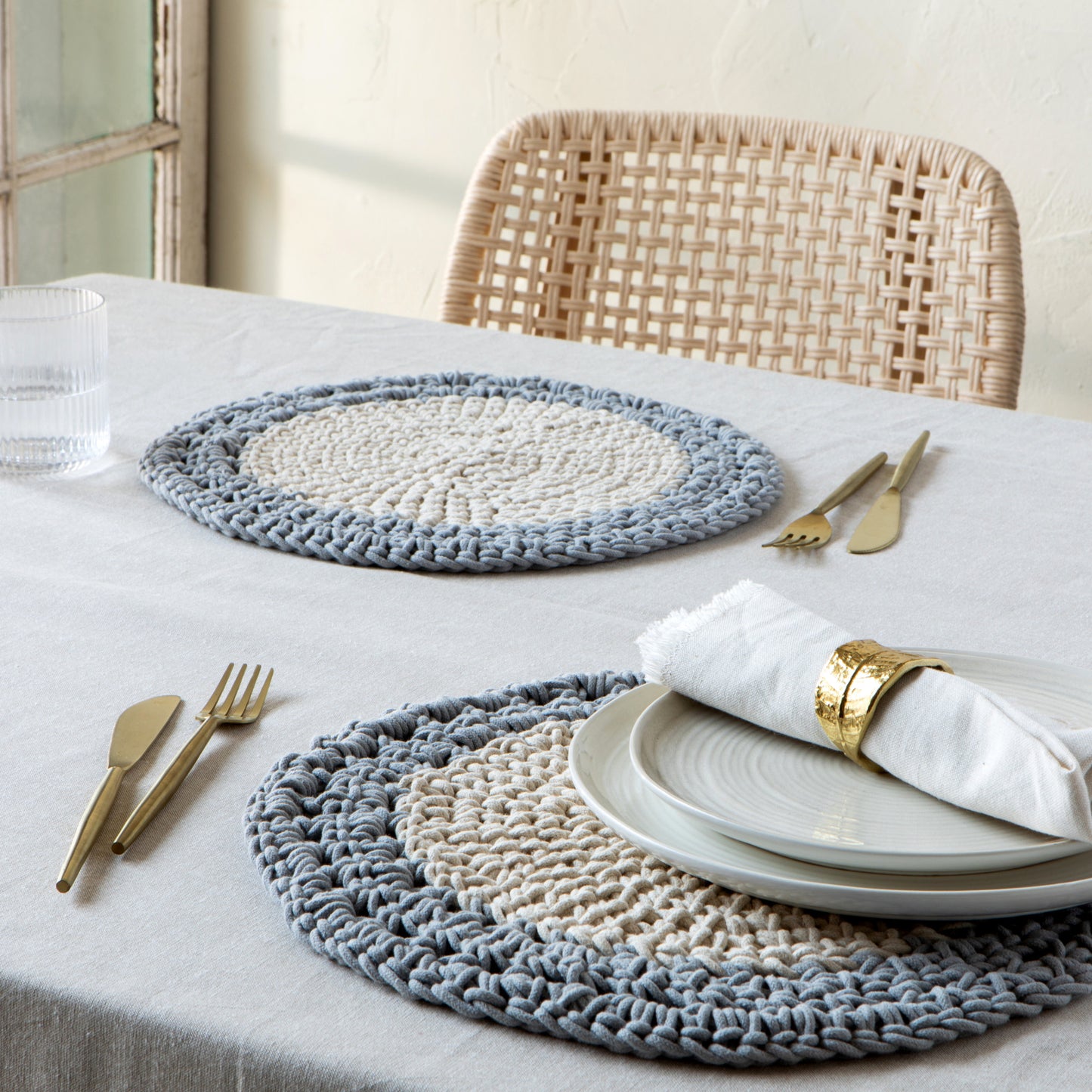 Shadow Aura Hand-Knotted Placemat