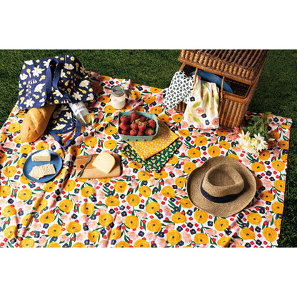 Full Bloom Tablecloth 90 x 60 inch