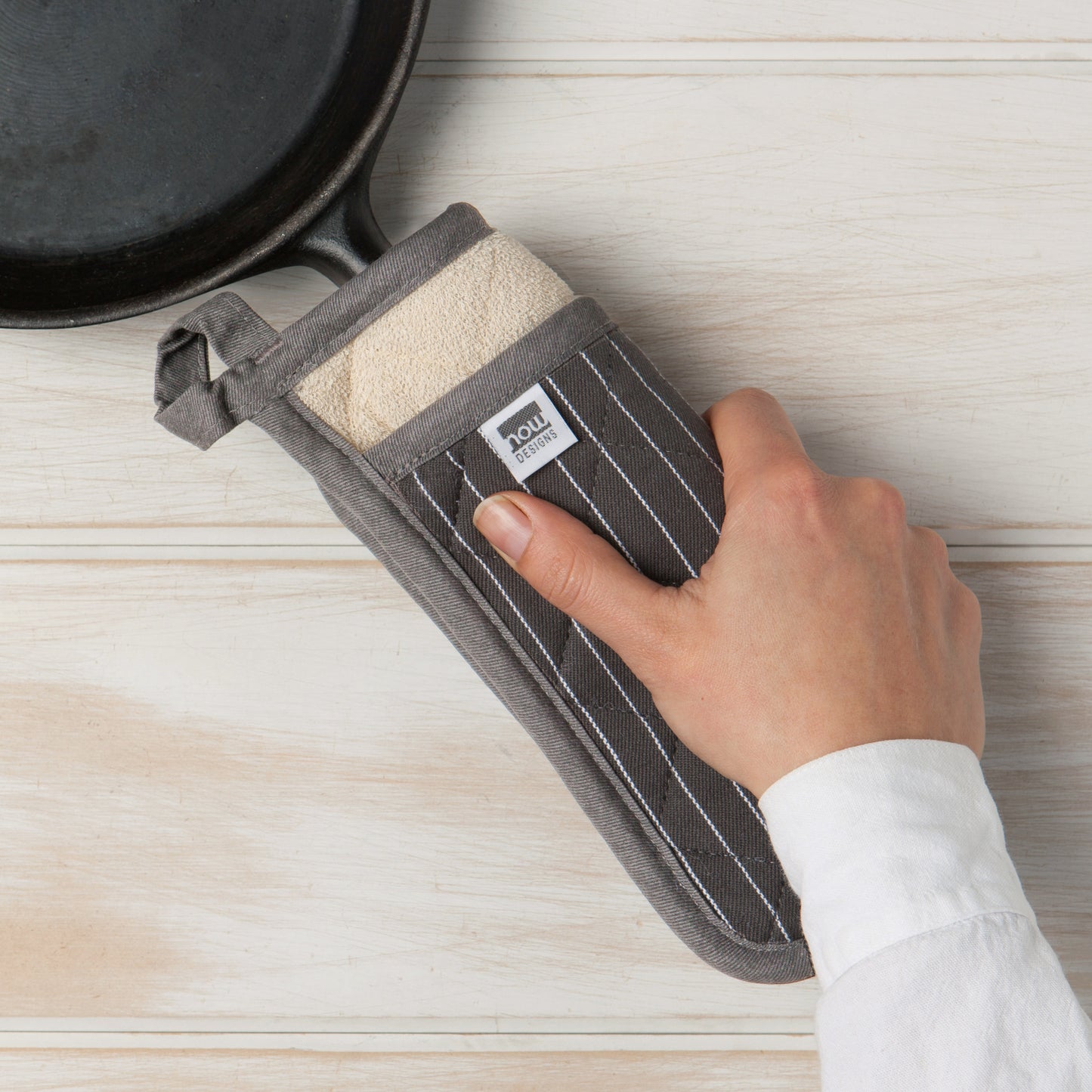 Superior Granite Pinstripe Pocket Potholder